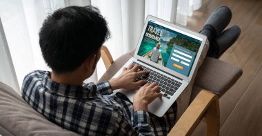 Çevrimiçi seyahat sigortası acentesi gezginlere sorunsuz seyahat imkanı sağlıyor.