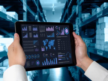 İş veri paneli, pazarlama stratejisi planlaması için iş zekası analizi sunar. Müşteri taleplerini analiz etmek ve iş dünyasının geleceğini önceden görmek için büyük veriler sunulur.