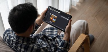 Yapay zeka teknolojisini çalıştırmak için komut mühendisi ve kullanıcı kolaylığı için üretici yapay zeka yardımcı araçları insanların yapay zeka işlevlerini teşvik ederek yapay zekayı çalıştırmalarına yardımcı olur