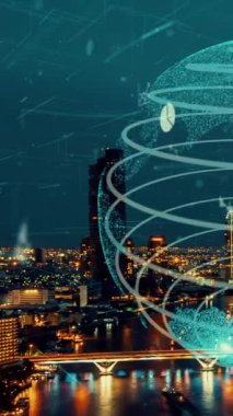 Akıllı şehirde küresel bağlantı ve internet ağı değişikliği. Gelecekteki kablosuz dijital bağlantı ve sosyal medya ağı kavramı .