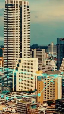 İş verileri analitik arayüzü akıllı şehrin üzerinde uçuyor ve iş zekasının geleceğini değiştiriyor. Stratejik plan için büyük verileri analiz etmek için bilgisayar yazılımı ve yapay zeka kullanılır .