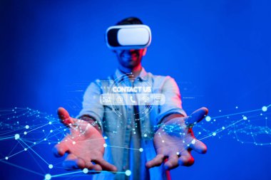 Müşteri EIDE hizmetleri için 24 saat çalışan müşteri desteği, çevrimiçi yardım masası ve çağrı merkezi müşterilere teknik bilgiler sunmaktadır