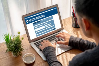 Kolay form doldurma için sağlık sigortası web sitesi mod kayıt sistemi