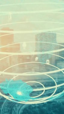 Gelecekteki bina inşaatı ve HUD hologram grafik tasarımı ile yaratıcı mühendislik projesi konsepti. İnşaat mühendisi, mimar ya da inşaat işçisi modern sivil teknoloji ile çalışıyor..