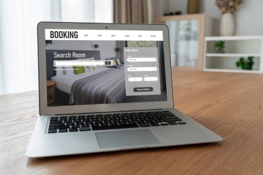 Çevrimiçi otel konaklama rezervasyon sitesi mod rezervasyon sistemi sağlar. Seyahat teknolojisi kavramı .