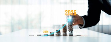 Yeni Yıl 2025 Modern Ofiste Mali Büyüme ve Yatırım Stratejileri Konsepti Yeni Yıl Mevduatı 2025 İş Planları ve Görünümleri