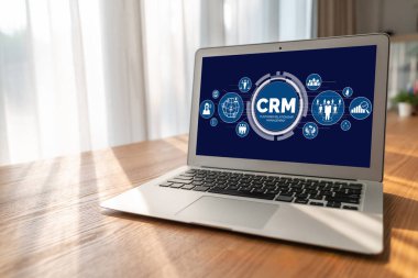 CRM işletme ve işletme için modern bilgisayarda müşteri ilişkileri yönetim sistemi