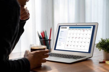 Kişisel düzenleyici ve çevrimiçi iş için mod zamanlama planlaması için bilgisayar yazılım uygulaması takvimiName