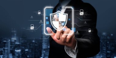 İş adamı siber güvenliğin özünü keşfeder. Siber koruma yöntemlerini, tehditleri derinlemesine araştır ve siber güvenlik duruşunu güçlendir. Siber Güvenlik Çağı EIDE 'de gezinmek için gerekli