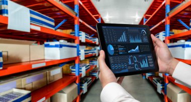 İş veri paneli, pazarlama stratejisi planlaması için iş zekası analizi sunar. Müşteri taleplerini analiz etmek ve iş dünyasının geleceğini önceden görmek için büyük veriler sunulur.