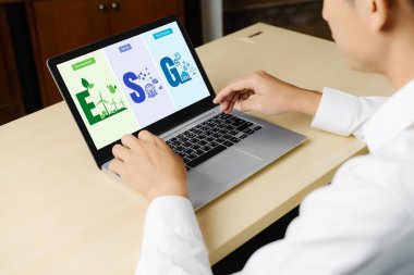 Model işletmelerin ESG çevresel yönetim politikası yüksek ESG puanı elde etmek için bir standart belirler