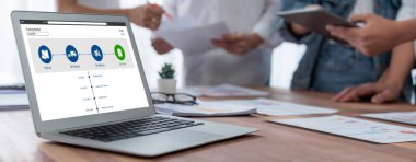 E-ticaret ve canlı çevrimiçi iş için malzeme taşıma ve teslimat izleme sistemi