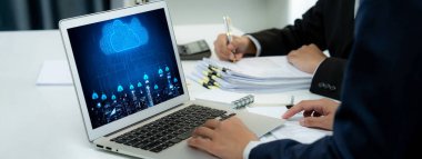 Hızlı uzak çalışma ve kişisel veri depolama için bulut hesaplama yazılımı