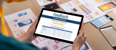 Müşteri geribildirim ve şirket işleri için canlı bilgisayar yazılımı analizi