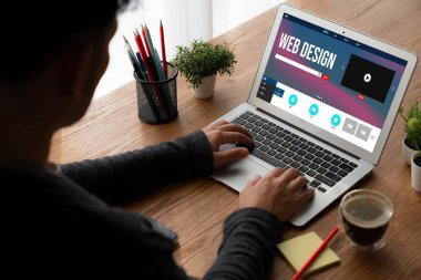 Web sitesi tasarım yazılımı çevrimiçi perakende ticaret ve e-ticaret için model şablonu sağlar
