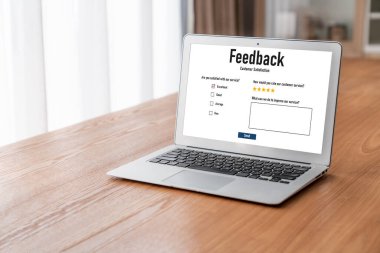 Müşteri geribildirim ve şirket işleri için mod bilgisayar yazılımı analizi