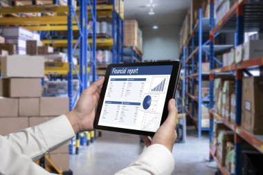 İş veri paneli, pazarlama stratejisi planlaması için iş zekası analizi sunar. Müşteri taleplerini analiz etmek ve iş dünyasının geleceğini önceden görmek için büyük veriler sunulur.