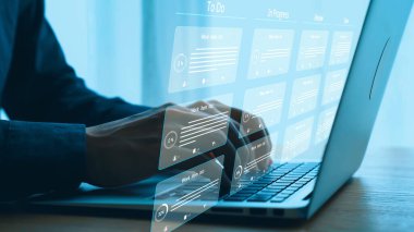 İş adamı görevleri ve yapılacak şeyleri kategorilere ayırır, gözden geçirme projesi yönetimini düzene sokar. Proje verimliliği ve başarısı için yönetilecek olan görev optimize ediliyor. Kullanıcı Kimliği