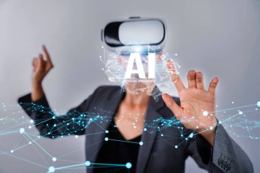 Yapay zeka mühendisliği, büyük veri ve yapay zeka makinesi kavramında yapay zeka beyin işlemcisiyle iş desteği için üretken yapay zeka kullanmayı öğrenen insan etkileşimi. Faas