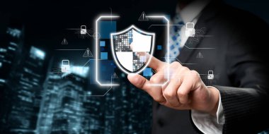 İş adamı siber güvenliğin özünü keşfeder. Siber koruma yöntemlerini, tehditleri derinlemesine araştır ve siber güvenlik duruşunu güçlendir. Siber Güvenlik Çağı EIDE 'de gezinmek için gerekli