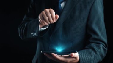 Yapay zeka sanal asistanı Chatbot ile yapay zeka konsepti ile insan etkileşimi, yapay zeka mühendisliği, LLM yapay zeka derin öğrenimi iş desteği için üretken yapay zeka kullanımı. Kullanıcı Kimliği