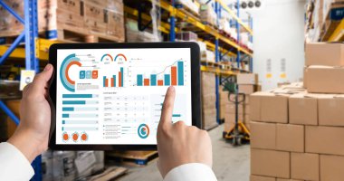 İş veri paneli, pazarlama stratejisi planlaması için iş zekası analizi sunar. Müşteri taleplerini analiz etmek ve iş dünyasının geleceğini önceden görmek için büyük veriler sunulur.