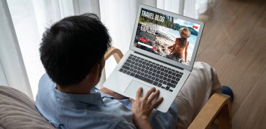 Online travel blog website provide travel tips and information on social media snugly where people can post, write and react to travel application