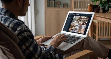 Online home security system showing live view of cctv cameras around the private property snugly