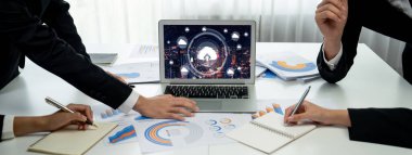 Hızlı uzak çalışma ve kişisel veri depolama için bulut hesaplama yazılımı