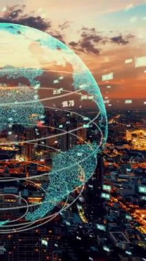 Akıllı şehirde küresel bağlantı ve internet ağı modernizasyonu. Gelecekteki 5G kablosuz dijital bağlantı ve sosyal medya ağı kavramı .