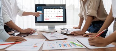 Kişisel organizatör ve çevrimiçi iş dünyası için hızlı zamanlama planlaması için bilgisayar yazılım uygulaması takvimiName