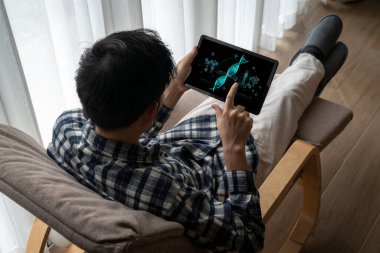 Tıp bilimi teknolojisi ve fütüristik sağlık sanal bilgisayar yazılımı insan sağlığını analiz ediyor ve doktor verileri ve tıbbi araştırmalar için hastalık teşhisi koyuyor. canlı