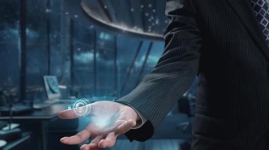 İş adamı siber güvenliğin özünü keşfeder. Siber koruma yöntemlerini, tehditleri derinlemesine araştır ve siber güvenlik duruşunu güçlendir. Siber güvenlik çağında UUID 'de gezinmek için gerekli