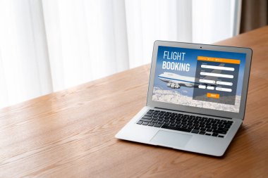 Online uçuş rezervasyon sitesi mod rezervasyon sistemi sağlar. Seyahat teknolojisi kavramı .