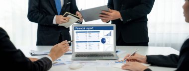 İş veri paneli, pazarlama stratejisi planlaması için iş zekası analizi sunar. Müşteri taleplerini analiz etmek ve iş dünyasının geleceğini önceden görmek için büyük veriler sunulur.