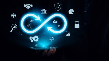 İş adamı sonsuz olasılıkları ve sonsuzluğun özünü benimser, fırsatları keşfetmek için ilham verir. Sonsuzluğun ve olasılıkların birleştiği bir dünyaya dalın ve potansiyel UUID 'yi keşfedin.