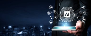 Yapay zeka mühendisliği, büyük veri ve yapay zeka makinesi kavramında yapay zeka beyin işlemcisiyle iş desteği için üretken yapay zeka kullanmayı öğrenen insan etkileşimi. Faas