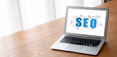 Model e-ticaret için SEO arama motoru optimizasyonu ve bilgisayar ekranında gösterilen çevrimiçi perakende işi