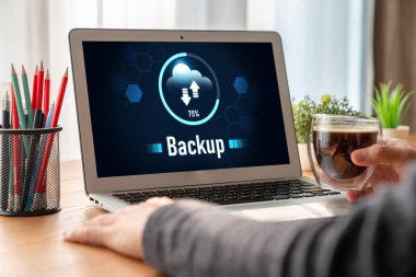 Yedek Depolama Verisi İnternet Teknolojisi İş Konsepti. Veritabanı depolama teknolojisi dosya aktarım paylaşımı, siber, büyük veri bilgileri, internet bankacılığı uygulaması indirme işlemi kolayca yapılır