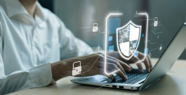 İş adamı siber güvenliğin özünü keşfeder. Siber koruma yöntemlerini, tehditleri derinlemesine araştır ve siber güvenlik duruşunu güçlendir. Siber Güvenlik Çağı EIDE 'de gezinmek için gerekli