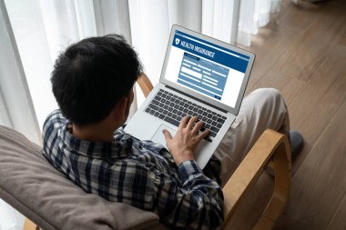 Kolay form doldurma için sağlık sigortası web sitesi mod kayıt sistemi
