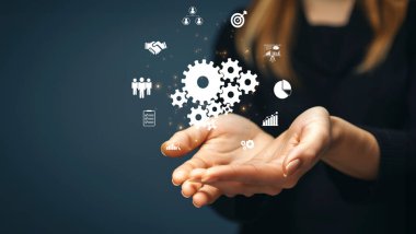 İş adamı takım çalışmasını ve işbirliğini teşvik eder, takım işlevini ve verimliliğini artırır. Stratejik işbirliği ve ortak hedeflerle takım çalışmasını artırmak. FaaS