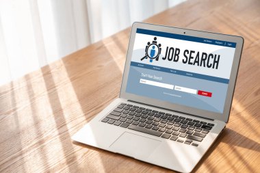 Çalışanların işe alım İnternet ağındaki iş fırsatlarını araması için mod web sitesinde online iş araması