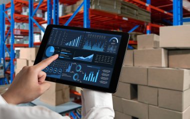 İş veri paneli, pazarlama stratejisi planlaması için iş zekası analizi sunar. Müşteri taleplerini analiz etmek ve iş dünyasının geleceğini önceden görmek için büyük veriler sunulur.