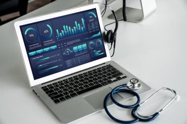 İş veri paneli, pazarlama stratejisi planlaması için iş zekası analizi sunar. Müşteri taleplerini analiz etmek ve iş dünyasının geleceğini önceden görmek için büyük veriler sunulur.