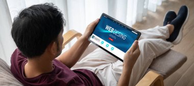 Web sitesi tasarım yazılımı çevrimiçi perakende ticaret ve e-ticaret için model şablonu sağlar