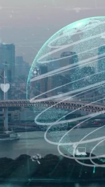 Akıllı şehirde küresel bağlantı ve internet ağı modernizasyonu. Gelecekteki 5G kablosuz dijital bağlantı ve sosyal medya ağı kavramı .