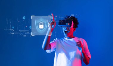 Siber güvenlik kavramlarını ve çevrimiçi güvenliği canlı bir dijital ortamda keşfederken sanal gerçeklikle genç bir bireysel etkileşim keşfedin. XDMCP