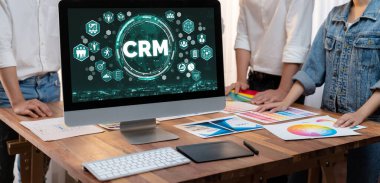 CRM işletme ve işletme için canlı bilgisayarda müşteri ilişkileri yönetim sistemi