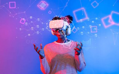 Sanal gerçeklik kulaklığı takan bir kişi gelişmiş jeneratif yapay zeka kavramlarına bağlanır, veri yönetiminde yenilikleri resmeder ve büyüleyici teknoloji içinde mühendisliği teşvik eder. XDMCP